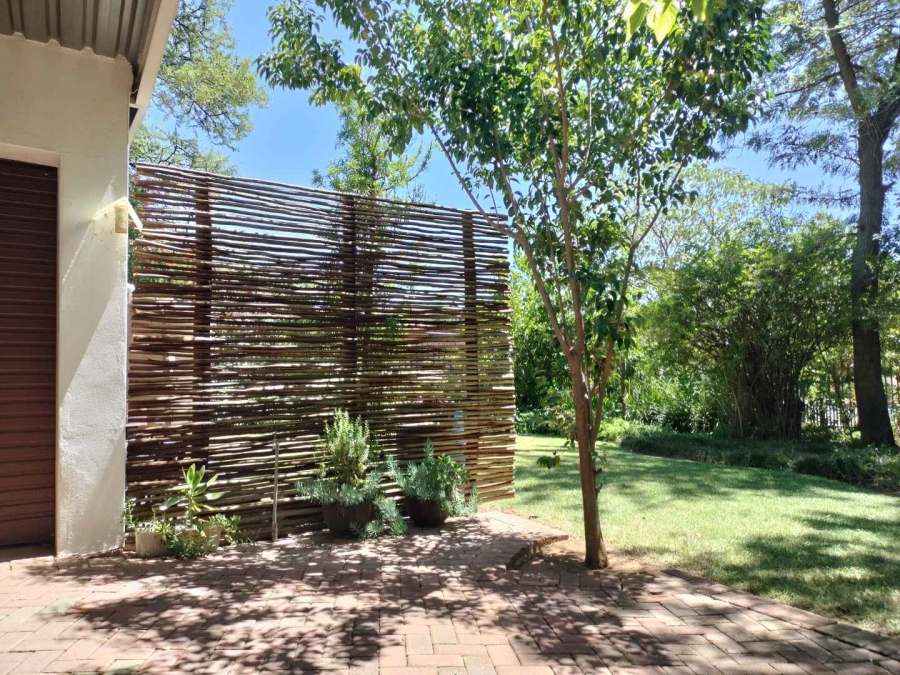 4 Bedroom Property for Sale in Langenhovenpark Free State